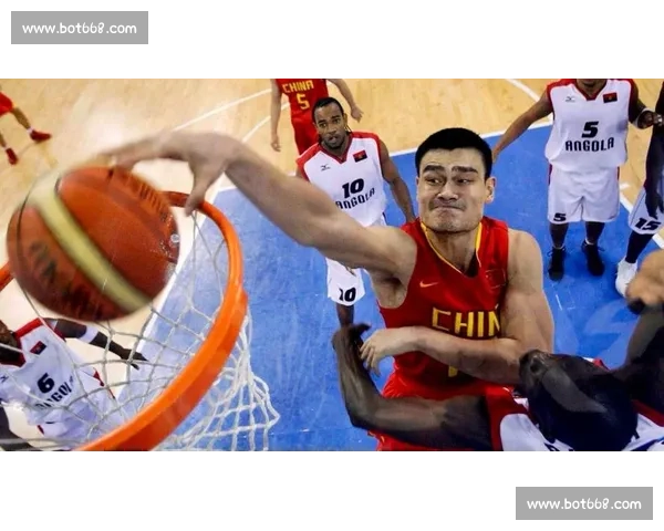 姚明NBA经典全场回放带你重温巨人之路精彩瞬间